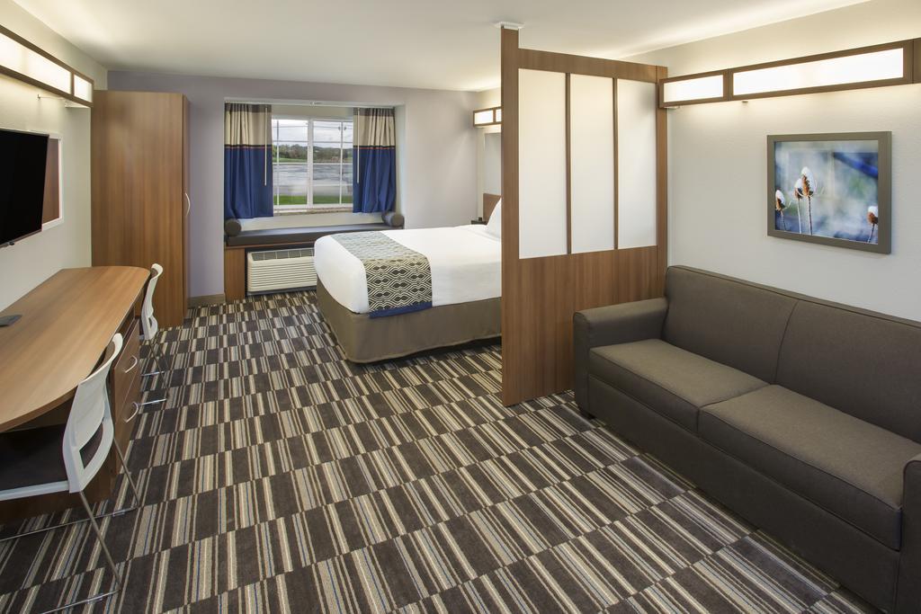 Quality Inn & Suites Caldwell I-77 Екстер'єр фото