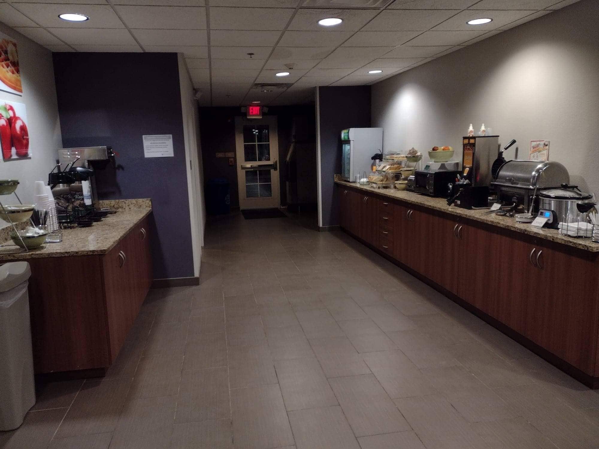 Quality Inn & Suites Caldwell I-77 Екстер'єр фото