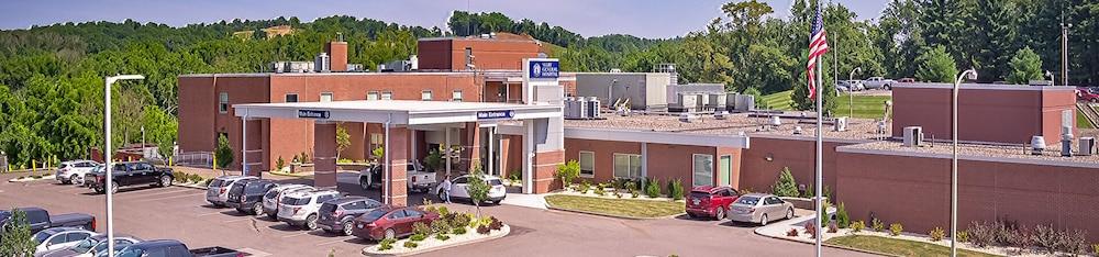 Quality Inn & Suites Caldwell I-77 Екстер'єр фото